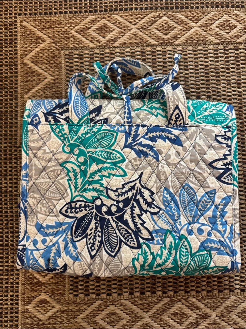 VERA BRADLEY Hanging Travel Organizer Santiago Pattern